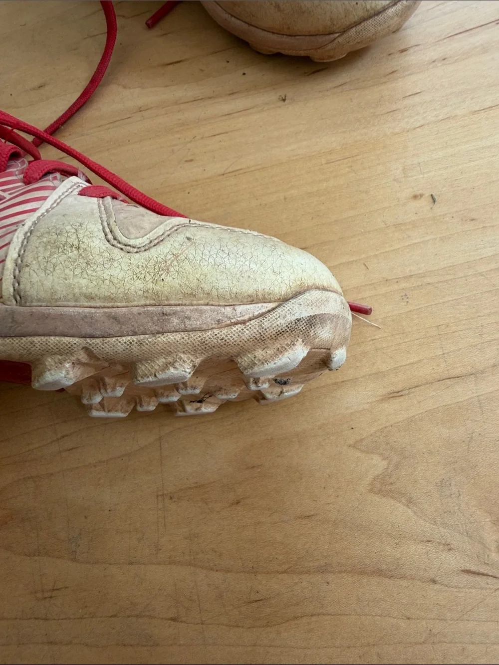 Under Armour Kids Red Baseball Cleats